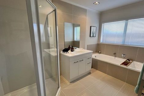 Photo of property in 17a Cantora Avenue, Northpark, Auckland, 2013