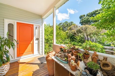 Photo of property in 93 Oroua Street, Eastbourne, Lower Hutt, 5013