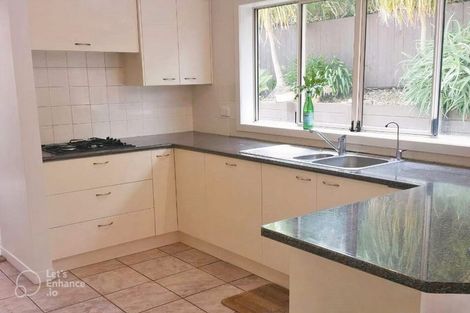 Photo of property in 6 Ponderosa Drive, Oteha, Auckland, 0632