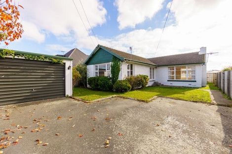 Photo of property in 18 Coniston Avenue, Ilam, Christchurch, 8041