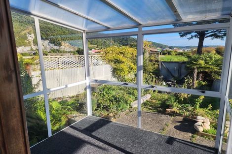 Photo of property in 172 Bright Street, Cobden, Greymouth, 7802