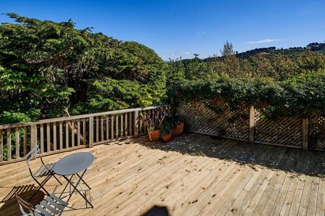 Photo of property in 63 Maungaraki Road, Korokoro, Lower Hutt, 5012