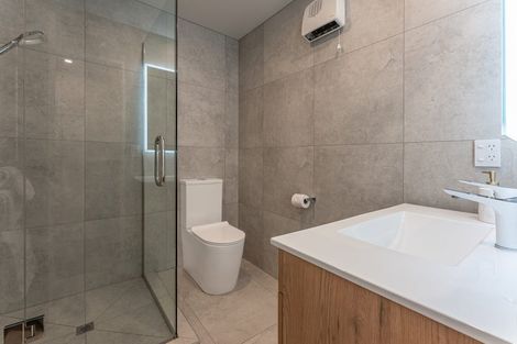 Photo of property in 4/24 Devonport Lane, St Albans, Christchurch, 8014