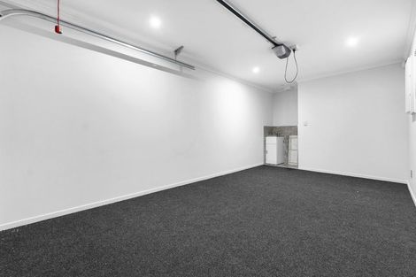 Photo of property in 26b Russell Road, Manurewa, Auckland, 2102