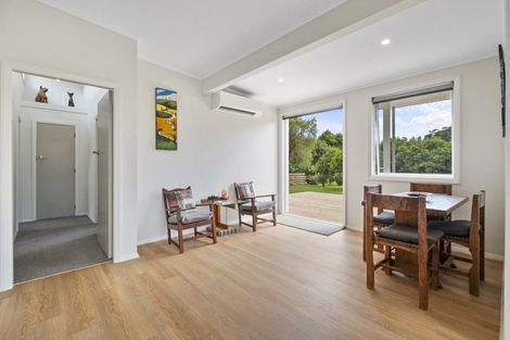 Photo of property in 23 Hennesey Road, Shannon, Palmerston North, 4474