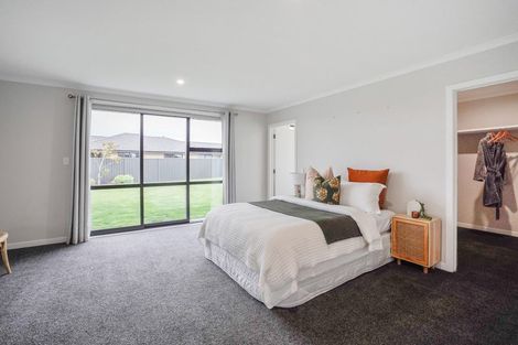 Photo of property in 15 Chatham Rise, Seaward Bush, Invercargill, 9812