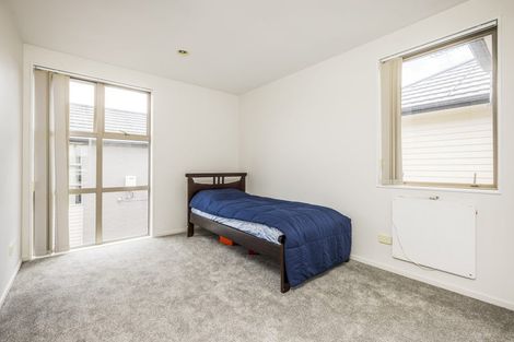 Photo of property in 18 Windfola Parkway, Takanini, 2112