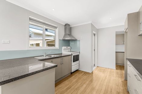 Photo of property in 5 Pine Grove, Tairua, 3508