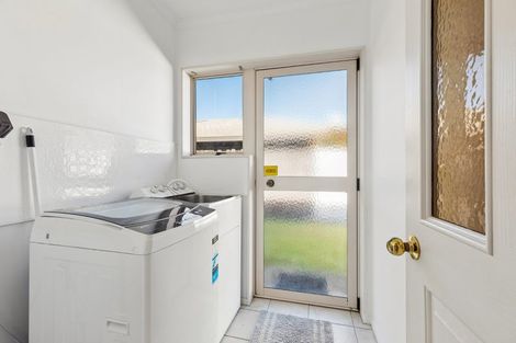 Photo of property in 23 Lotus Avenue, Mount Maunganui, 3116