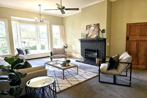 Photo of property in 125 Wellington Street, Picton, 7220