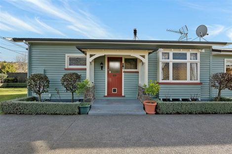 Photo of property in 11 Corson Avenue, Beckenham, Christchurch, 8023
