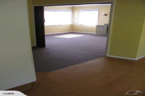 Photo of property in 15 Mana View Road, Paremata, Porirua, 5026