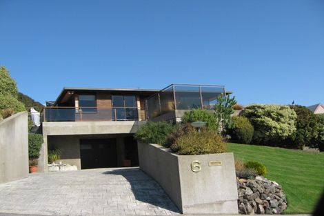 Photo of property in 6 Harry Ell Drive, Cashmere, Christchurch, 8022