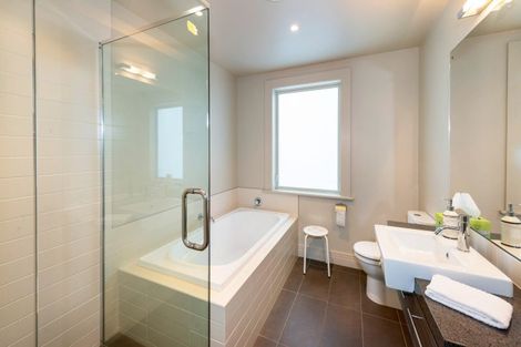 Photo of property in 11 Kelliher Drive, Wanaka, 9305