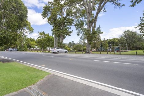 Photo of property in 3/176 Henderson Valley Road, Henderson, Auckland, 0612