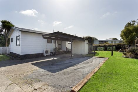 Photo of property in 2/13 Warriston Avenue, Waiuku, 2123