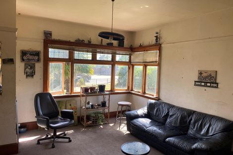 Photo of property in 14 High Street, Hawarden, 7385