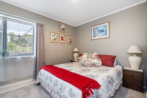 Photo of property in 52 Onerahi Road, Onerahi, Whangarei, 0110