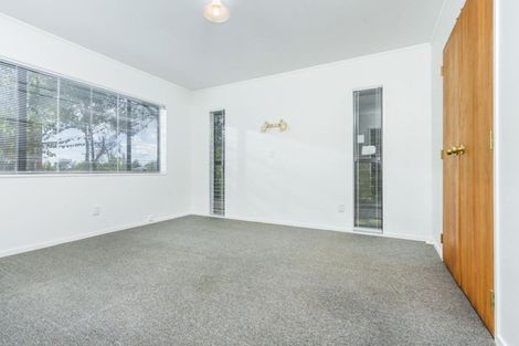 Photo of property in 60a Tiroroa Avenue, Te Atatu South, Auckland, 0610