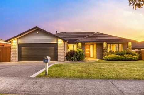 Photo of property in 31 Paparoa Crescent, Aotea, Porirua, 5024