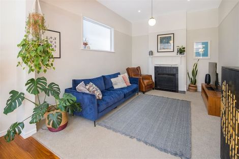 Photo of property in 52 Stanley Street, Berhampore, Wellington, 6023