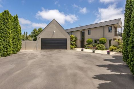 Photo of property in 8 Springvale Gardens, Harewood, Christchurch, 8051