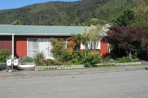 Photo of property in 18b Market Street, Picton, 7220