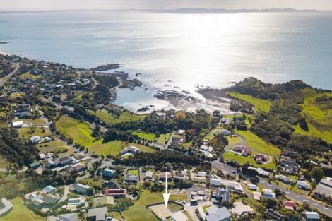 Photo of property in 21 Nancy Wake Place, Cable Bay, 0420