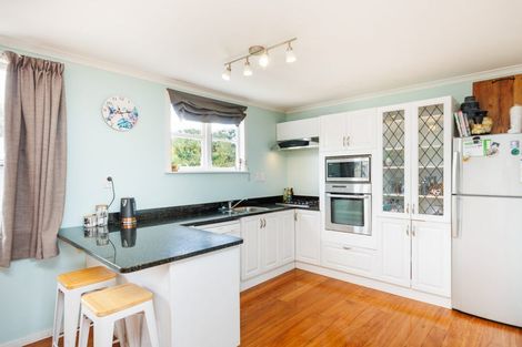 Photo of property in 42 Hastings Street, Halcombe, Feilding, 4779