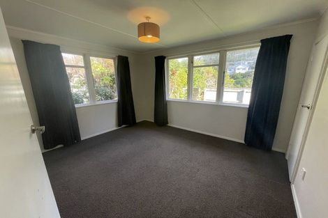 Photo of property in 8a Frederick Street, Tawa, Wellington, 5028