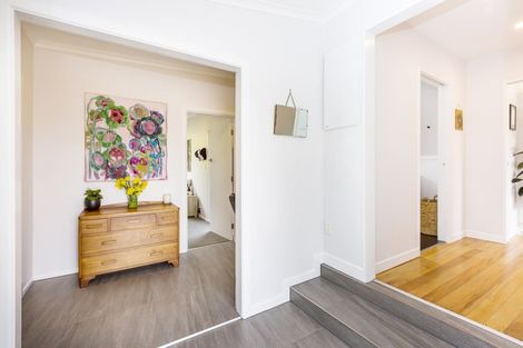 Photo of property in 2 Hobbit Lane, Pinehaven, Upper Hutt, 5371