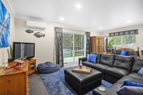 Photo of property in 216 Ness Valley Road, Ness Valley, Papakura, 2585