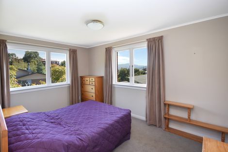 Photo of property in 112 Easther Crescent, Kew, Dunedin, 9012
