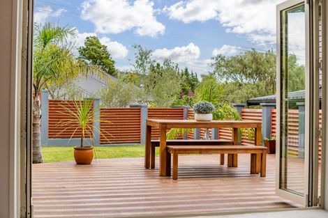 Photo of property in 74f Heretaunga Square, Silverstream, Upper Hutt, 5019