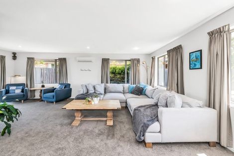 Photo of property in 18 Stanwood Grove, Darfield, 7510