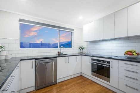 Photo of property in 7 Cannon Lane, Whitby, Porirua, 5024