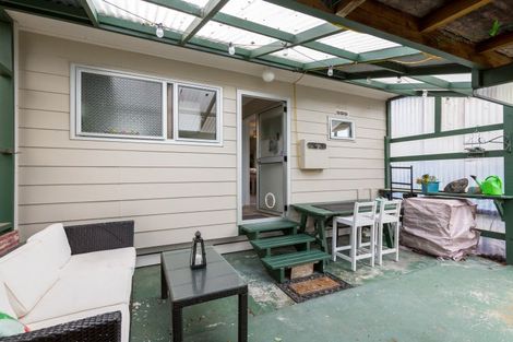 Photo of property in 1a Massey Street, Greytown, 5712