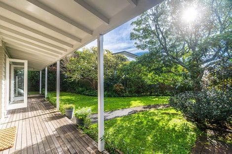 Photo of property in 12 Midway Avenue, Castor Bay, Auckland, 0620