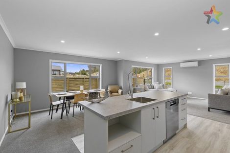 Photo of property in 135 Waipounamu Drive, Kelson, Lower Hutt, 5010