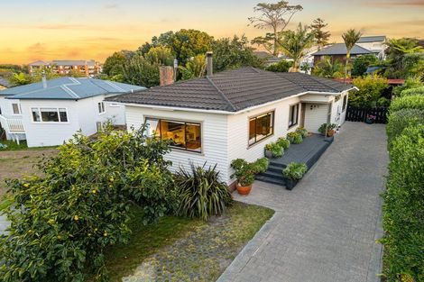 Photo of property in 11 Himikera Avenue, Avondale, Auckland, 1026