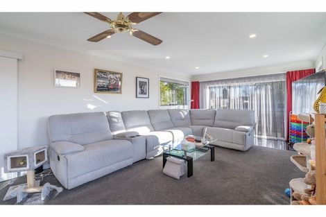 Photo of property in 14 Ballantrae Street, Wallacetown, 9816