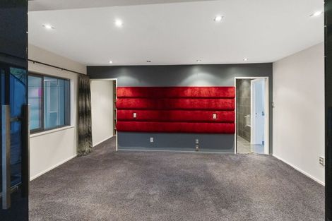 Photo of property in 12 Woodend Road, Woodend, 7610