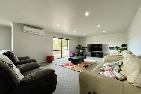 Photo of property in 10a Kororako Grove, Whalers Gate, New Plymouth, 4310