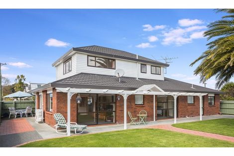 Photo of property in 53 Britannia Street, Petone, Lower Hutt, 5012