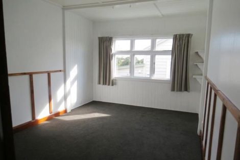 Photo of property in 62 Morley Street, New Plymouth, 4310