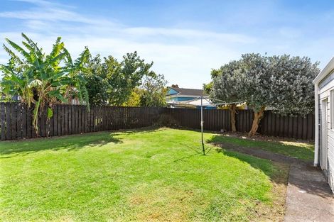 Photo of property in 39 Court Town Close, Mangere, Auckland, 2022