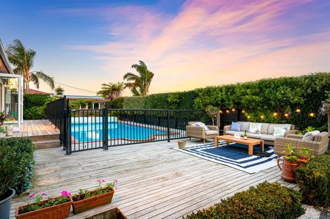 Photo of property in 58 Sunrise Avenue, Mairangi Bay, Auckland, 0630