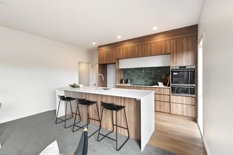 Photo of property in 7 Rangeview Drive, Kelvin Grove, 4414
