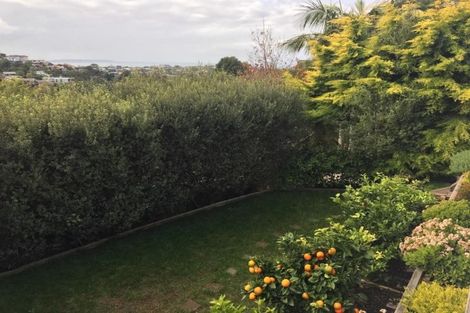 Photo of property in 8 Rosella Place, Murrays Bay, Auckland, 0630