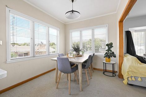 Photo of property in 3 Westney Place, Forest Lake, Hamilton, 3200